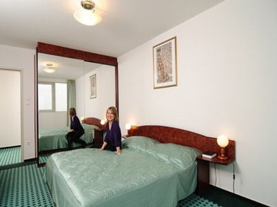 Hotel Europa & Congress Center 3*